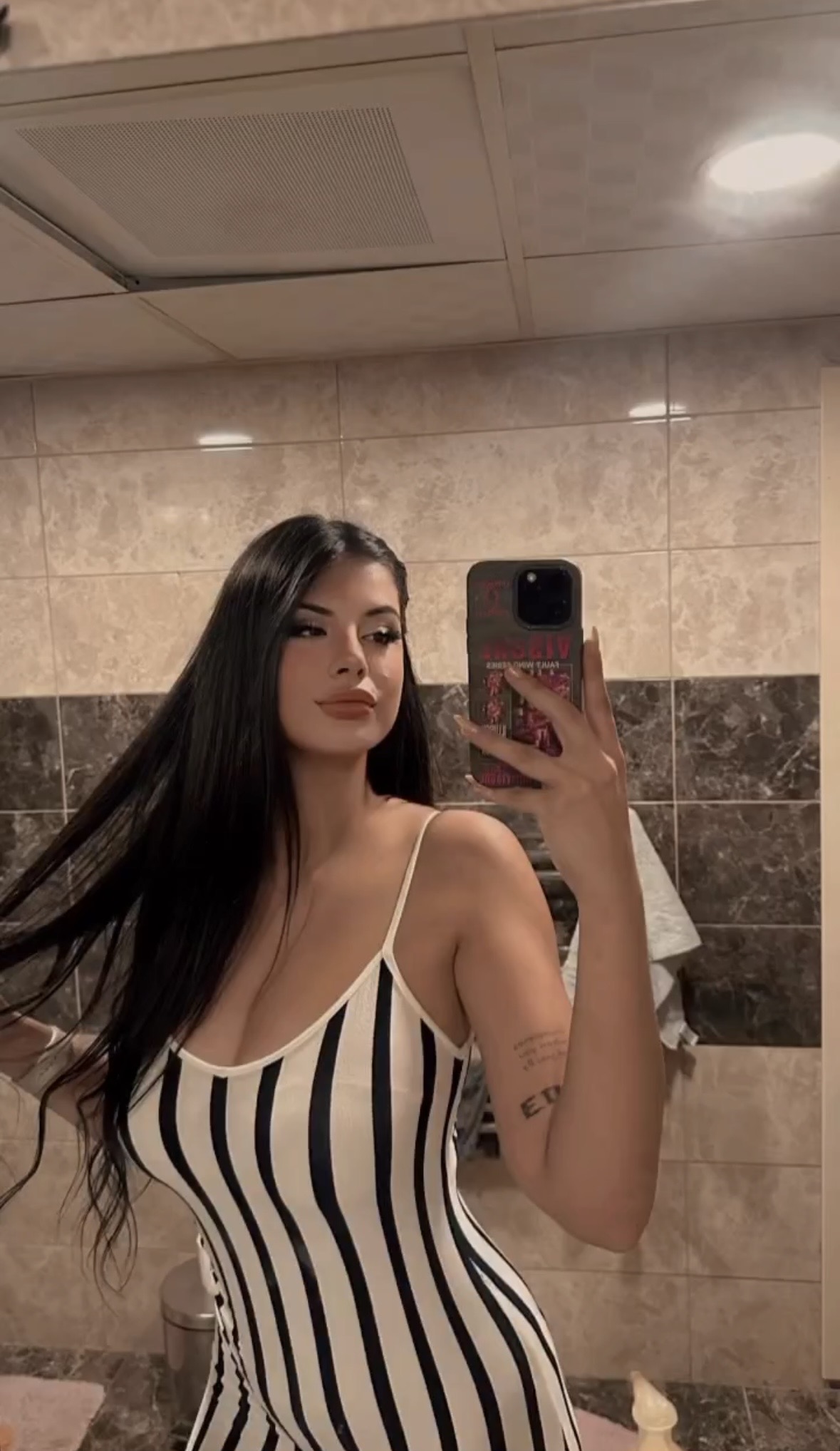 Kırşehir Lider Kadın Escort Sevinç